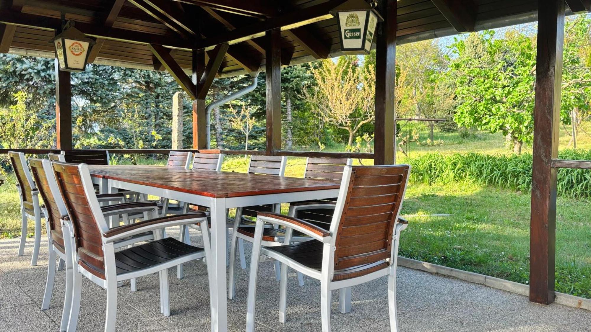 Panorama Apartmanhaz Sárvár Exterior foto