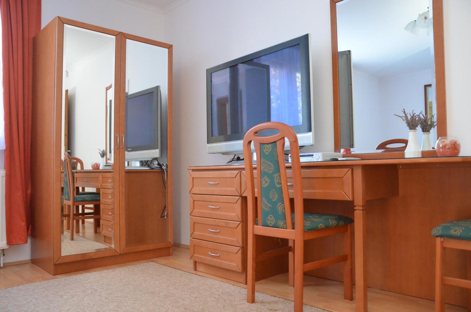 Panorama Apartmanhaz Sárvár Exterior foto