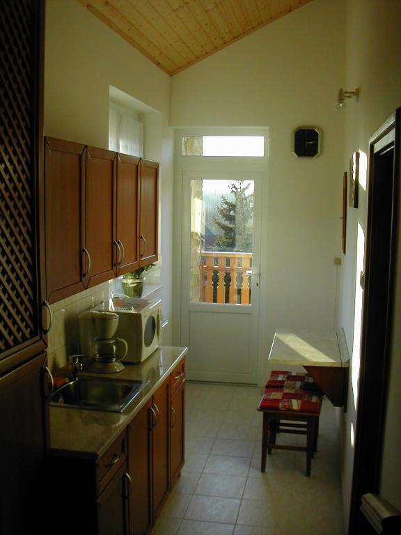 Panorama Apartmanhaz Sárvár Zimmer foto